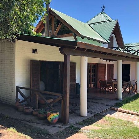 Finca La Julia Luyaba エクステリア 写真